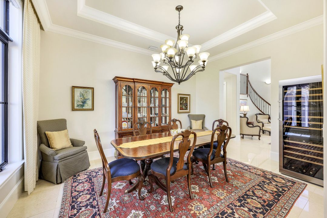 2351 Traditions Ct, Naples, FL 34105