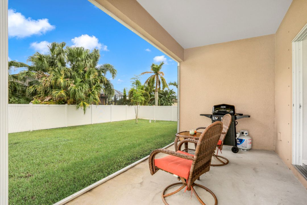 3405 NW 9th St, Cape Coral, FL 33993