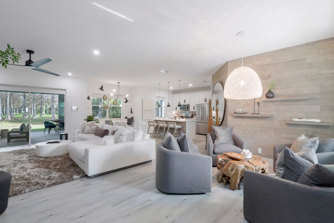 5995 Lancewood Way, Naples, FL 34116