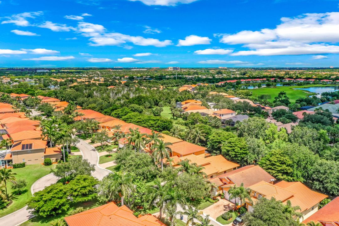 8330 Sumner Ave, Fort Myers, FL 33908