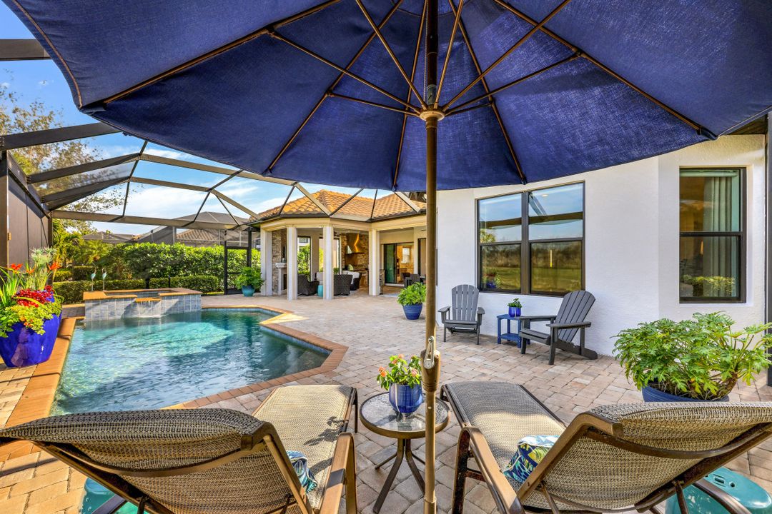 8848 Savona Ct, Naples, FL 34119