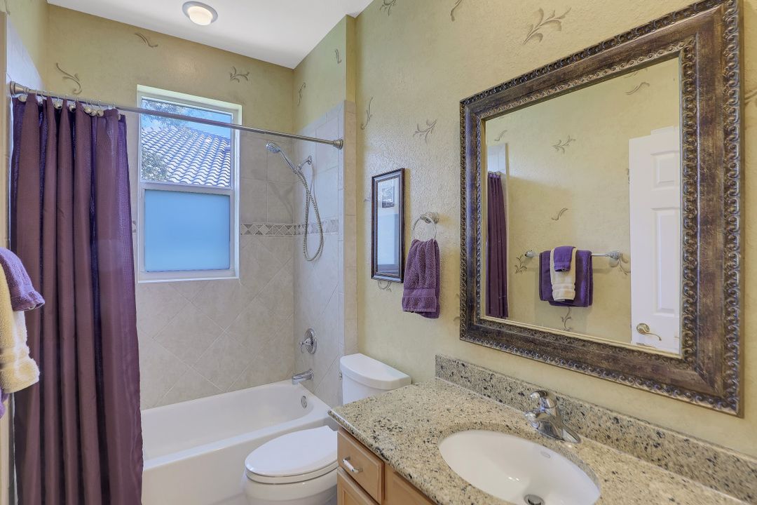 1900 Lagoon Ln, Cape Coral, FL 33914