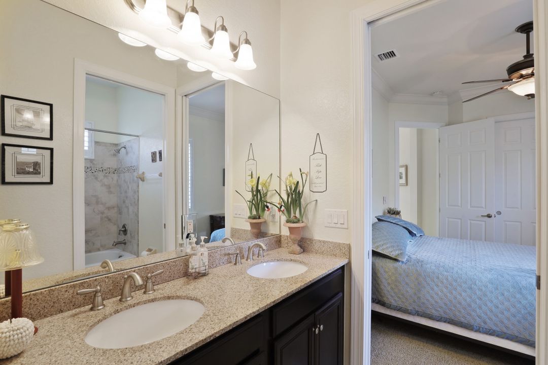 9416 Copper Rock Ct, Naples, FL 34120