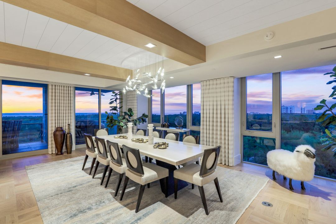 6897 Grenadier Blvd #504, Naples, FL 34108