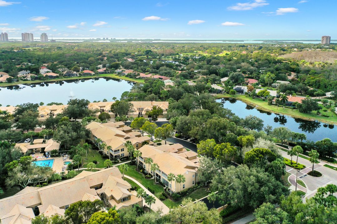 24827 Lakemont Cove Ln #203, Bonita Springs, FL 34134