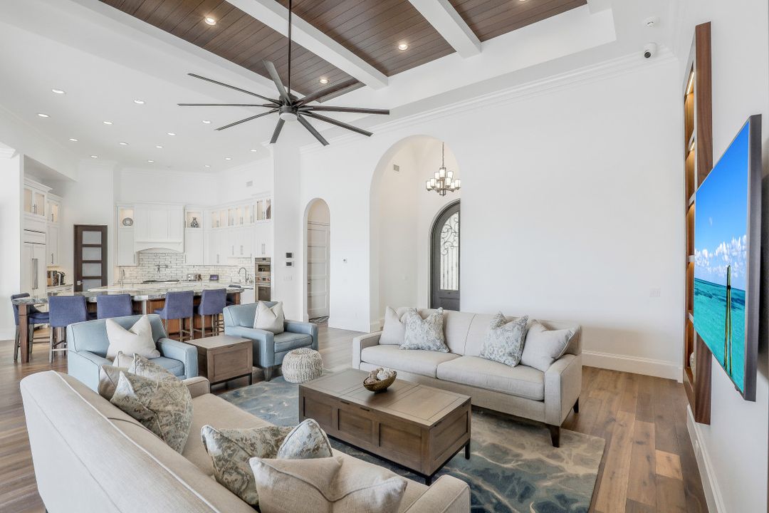 1001 Coronado Ct, Marco Island, FL 34145