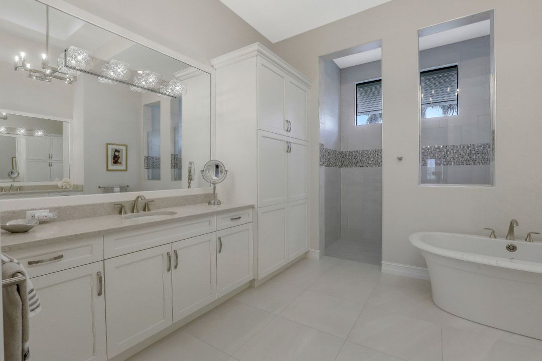 9249 Esplanade Blvd, Naples, FL 34119