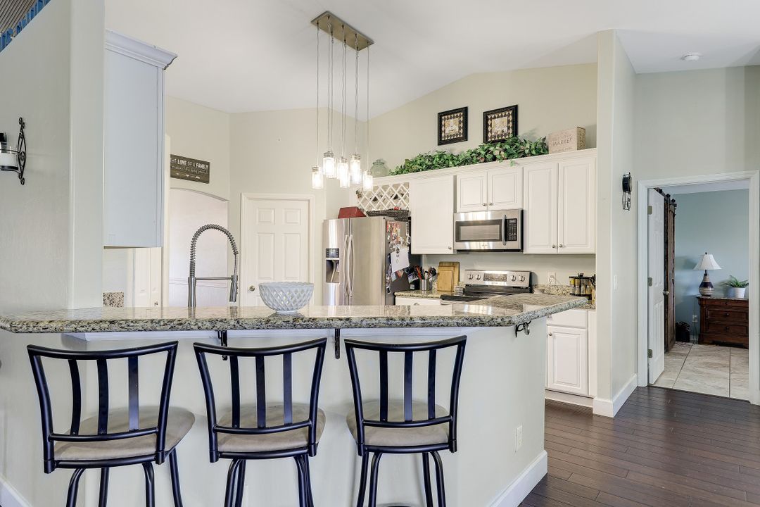 1803 Surfside Blvd, Cape Coral, FL 33991