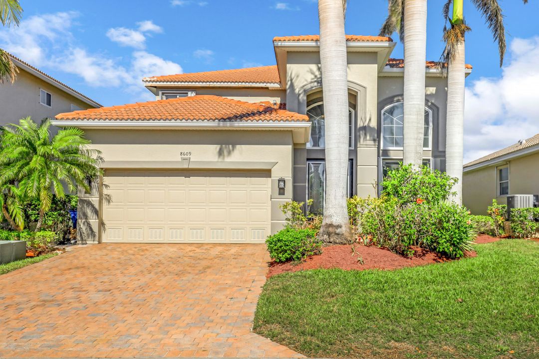 8609 Sumner Ave, Fort Myers, FL 33908
