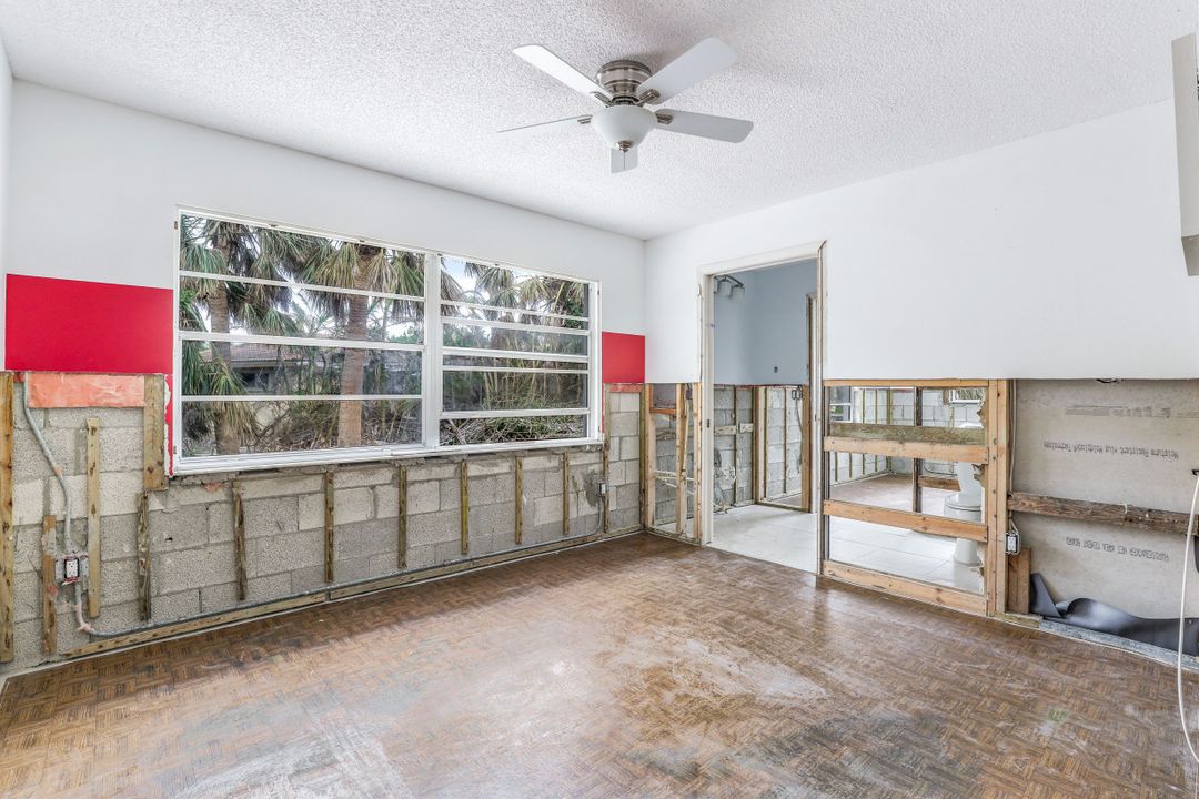 591 Boulder Dr, Sanibel, FL 33957