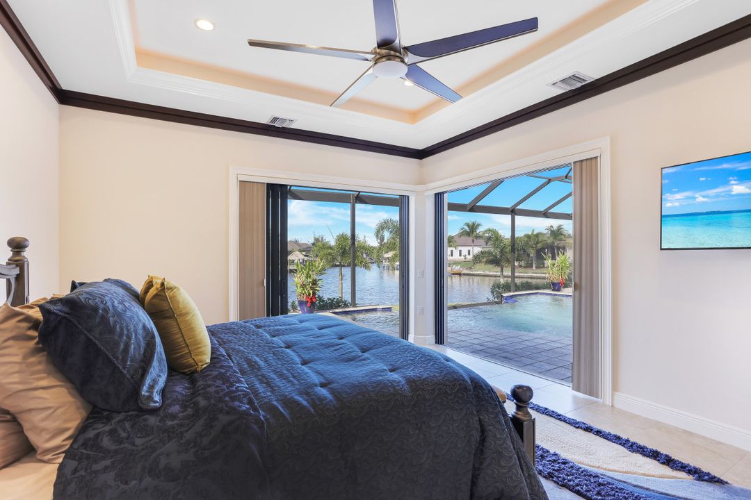 128 NW 39th Ave, Cape Coral, FL 33993