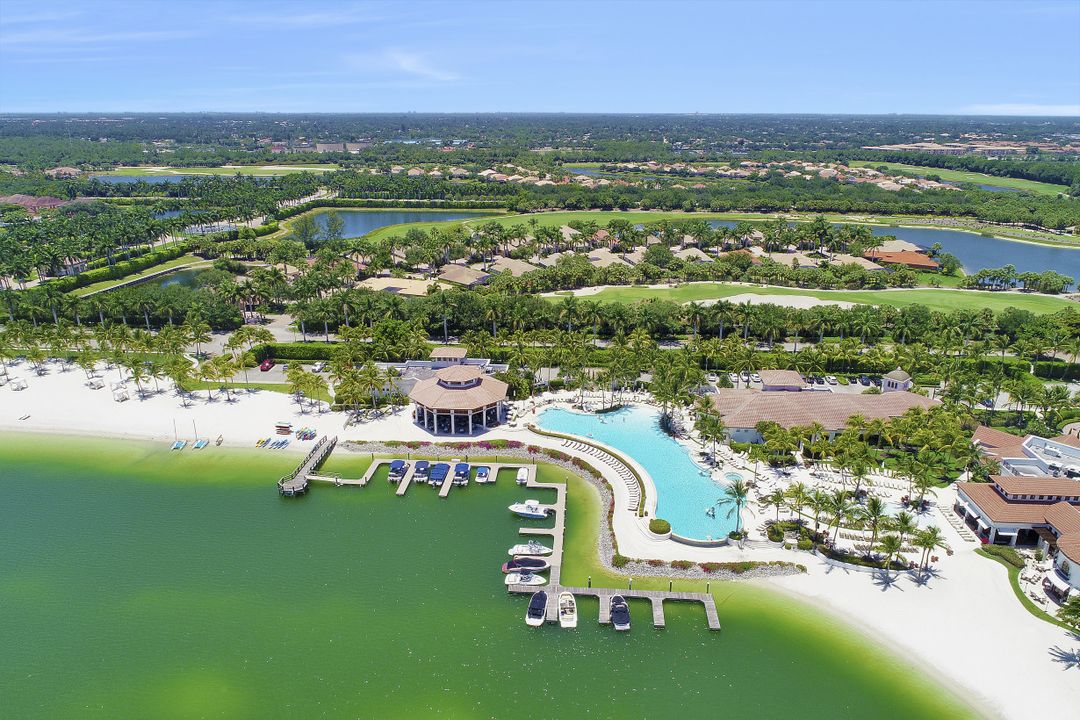 10560 Marino Ct #104, Miromar Lakes, FL 33913