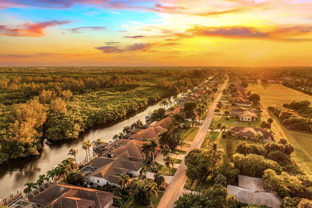 2356 Coral Point Dr, Cape Coral, FL 33990