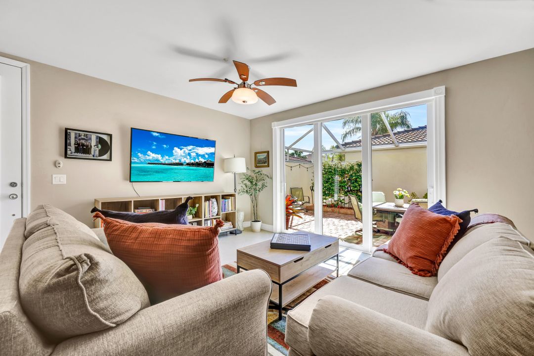 15247 Laughing Gull Ln, Bonita Springs, FL 34135