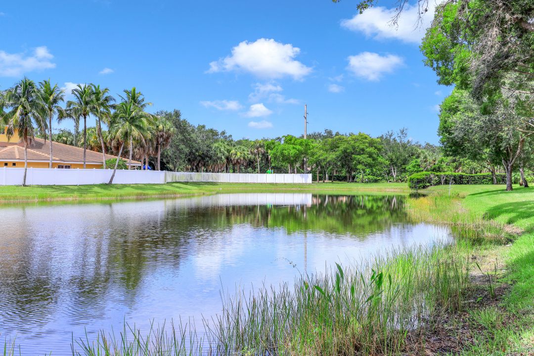 23710 Walden Center Dr #304, Bonita Springs, FL 34134