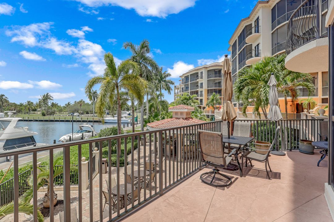 5706 Cape Harbour Dr #110, Cape Coral, FL 33914