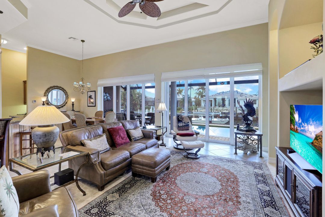 1631 Begonia Ct, Marco Island, FL 34145