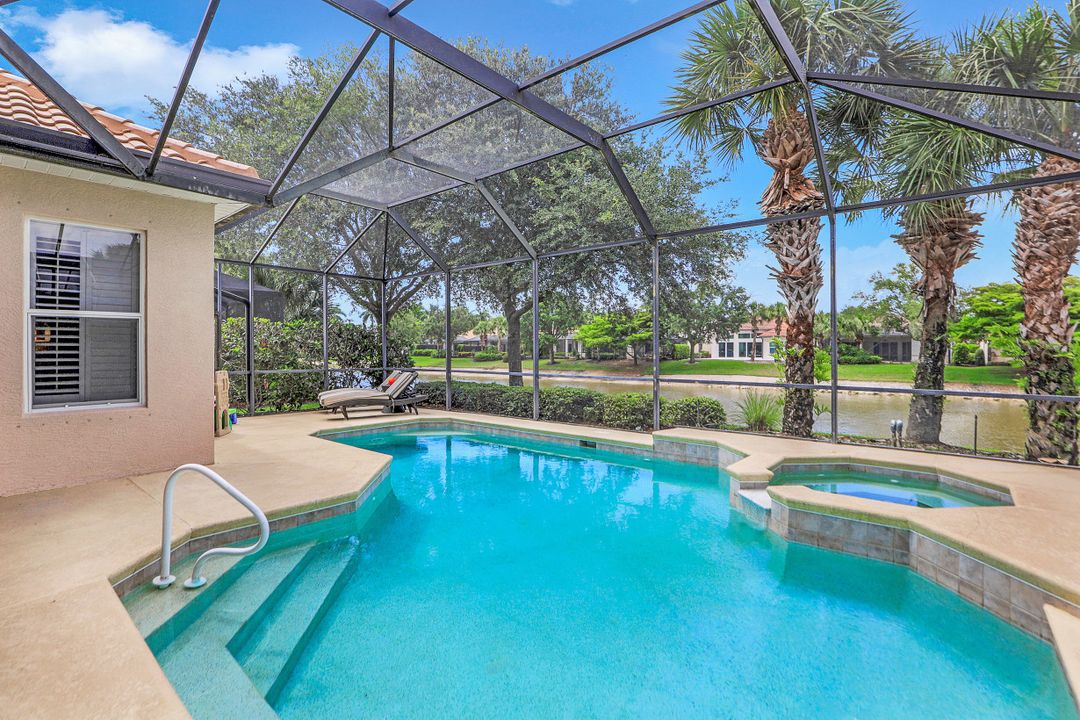 12836 Brynwood Way, Naples, FL 34105