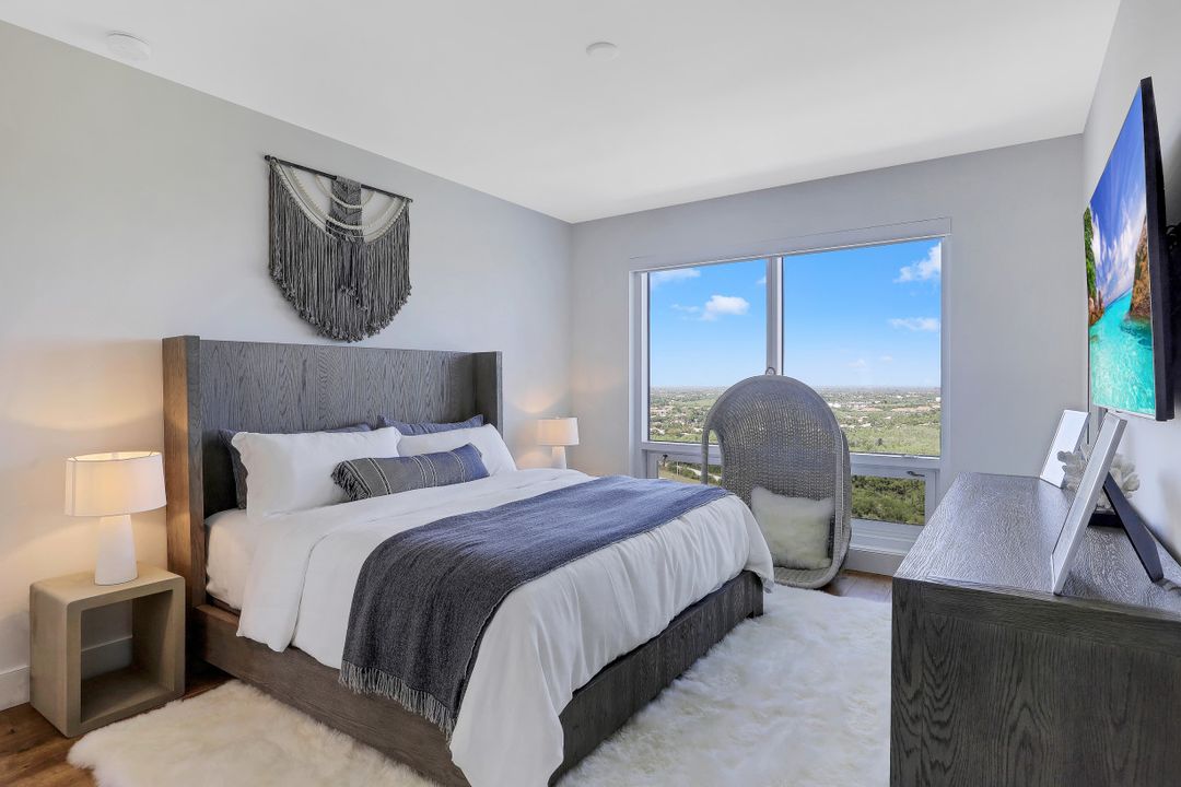 13915 Old Coast Rd #2206, Naples, FL 34110