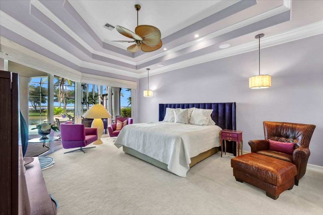 18020 Via Bellamare Ln, Miromar Lakes, FL 33913