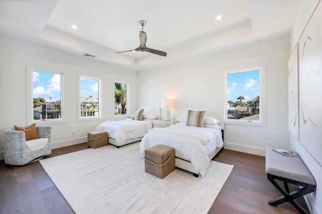 469 Germain Ave, Naples, FL 34108