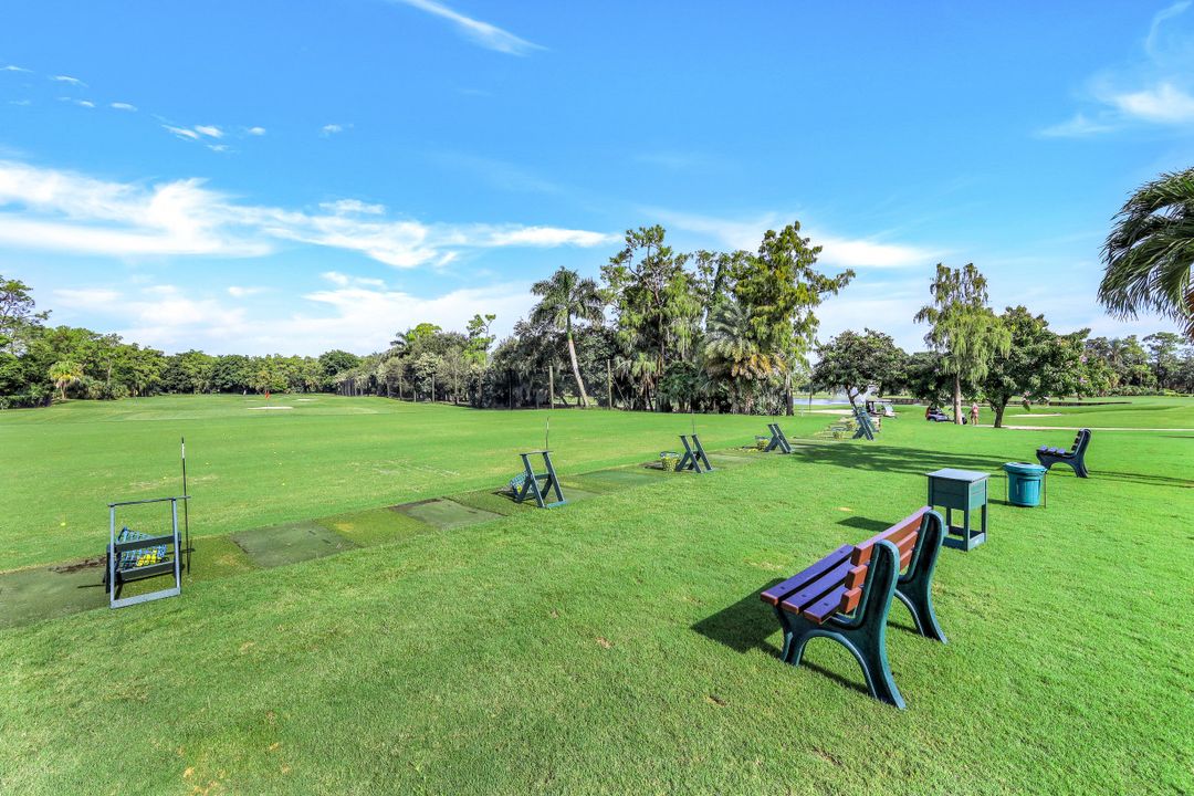 606 Kings Way, Naples, FL 34104