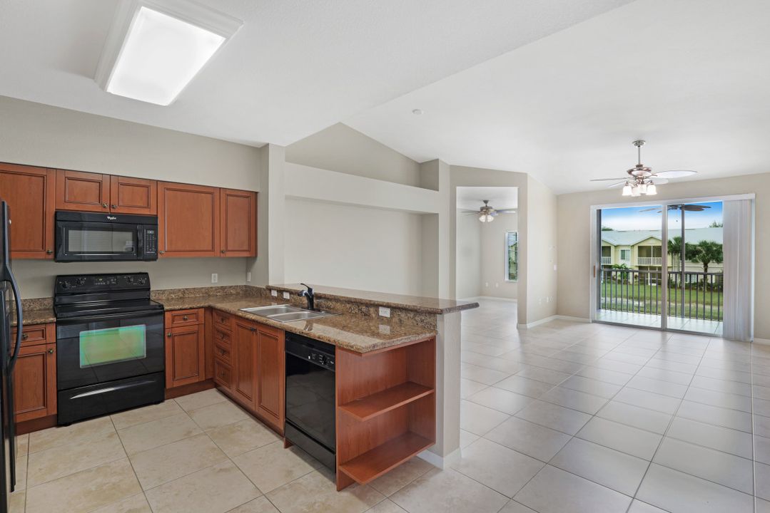 20131 Estero Gardens Cir #206, Estero, FL 33928