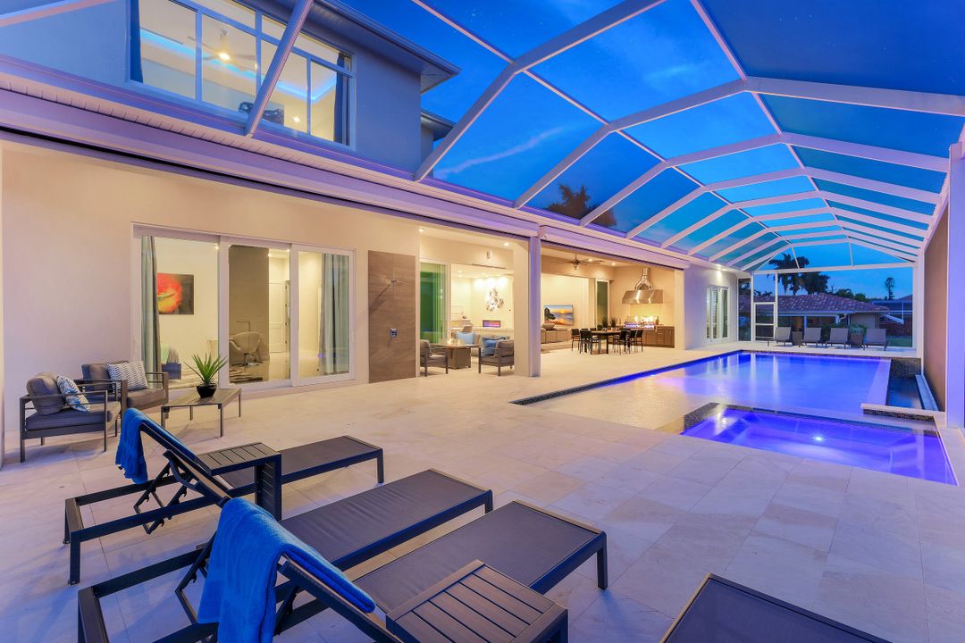 5232 Seminole Ct, Cape Coral, FL 33904