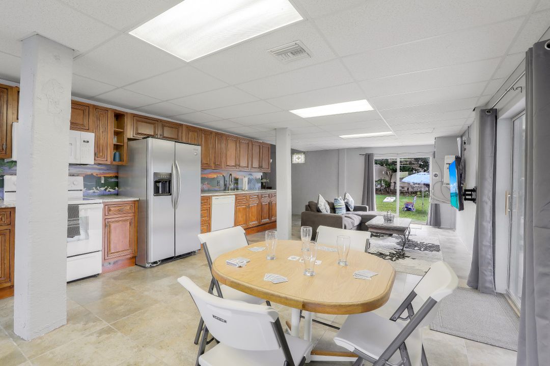 670 Palm Ave, Marco Island, FL 34145