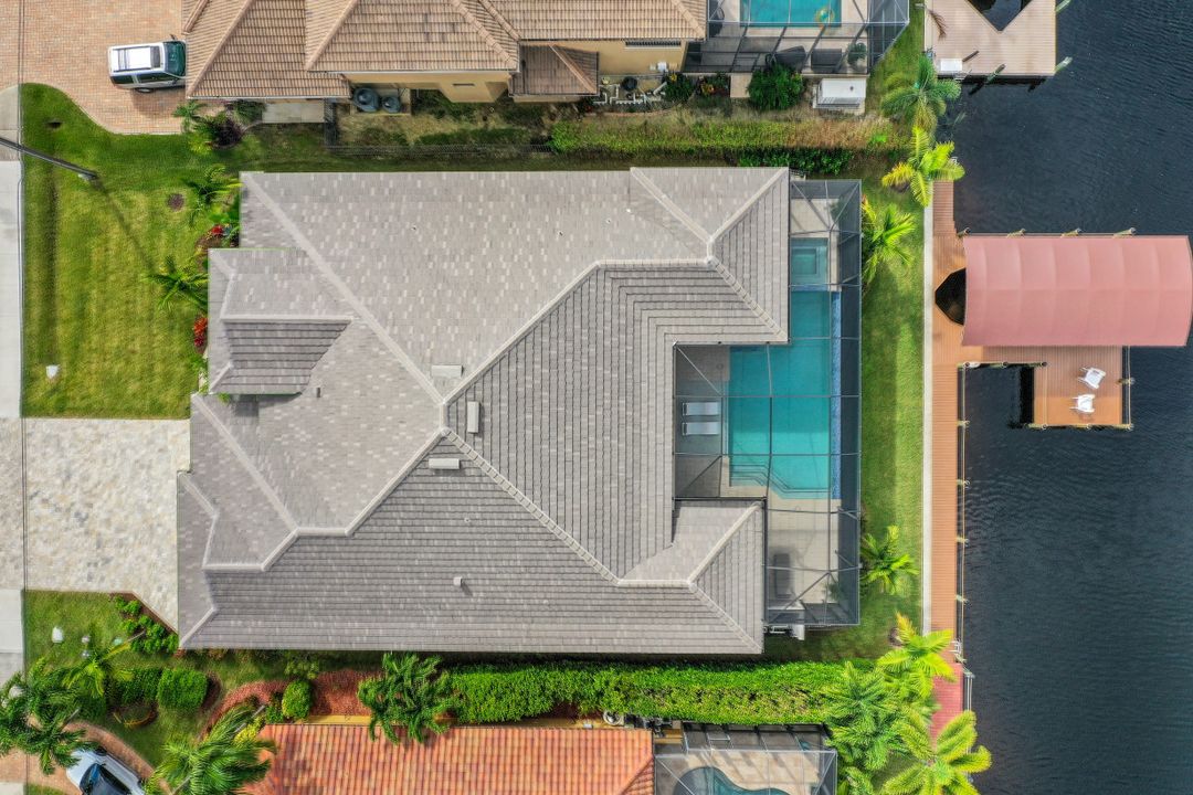 3236 Surfside Blvd, Cape Coral, FL 33914