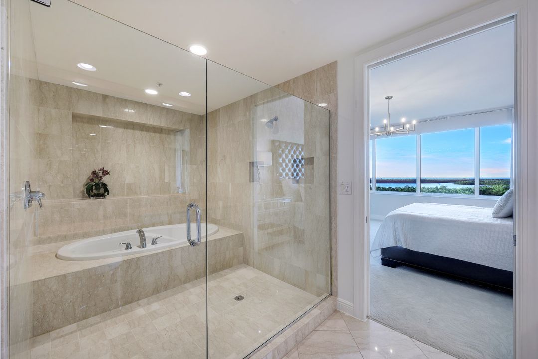 275 Indies Way #601, Naples, FL 34110