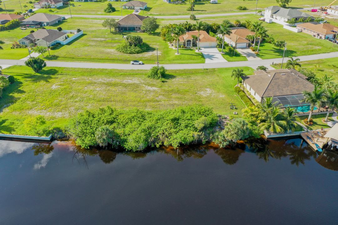 3519 NW 21st Terrace, Cape Coral, FL 33993
