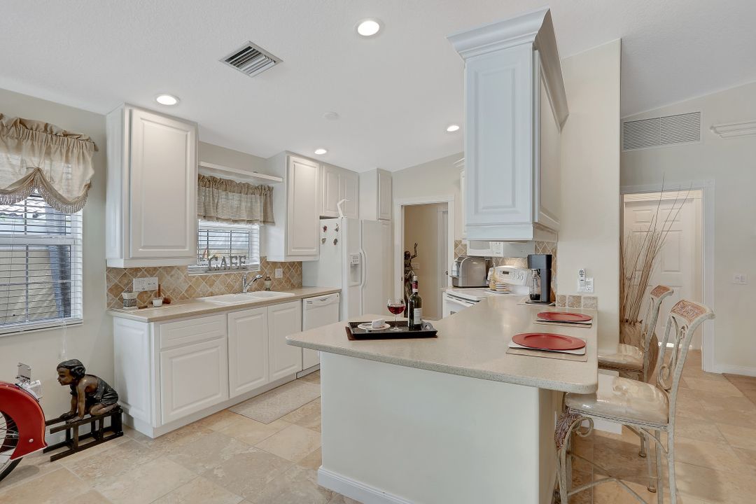 15394 Queen Angel Way, Bonita Springs, FL 34135