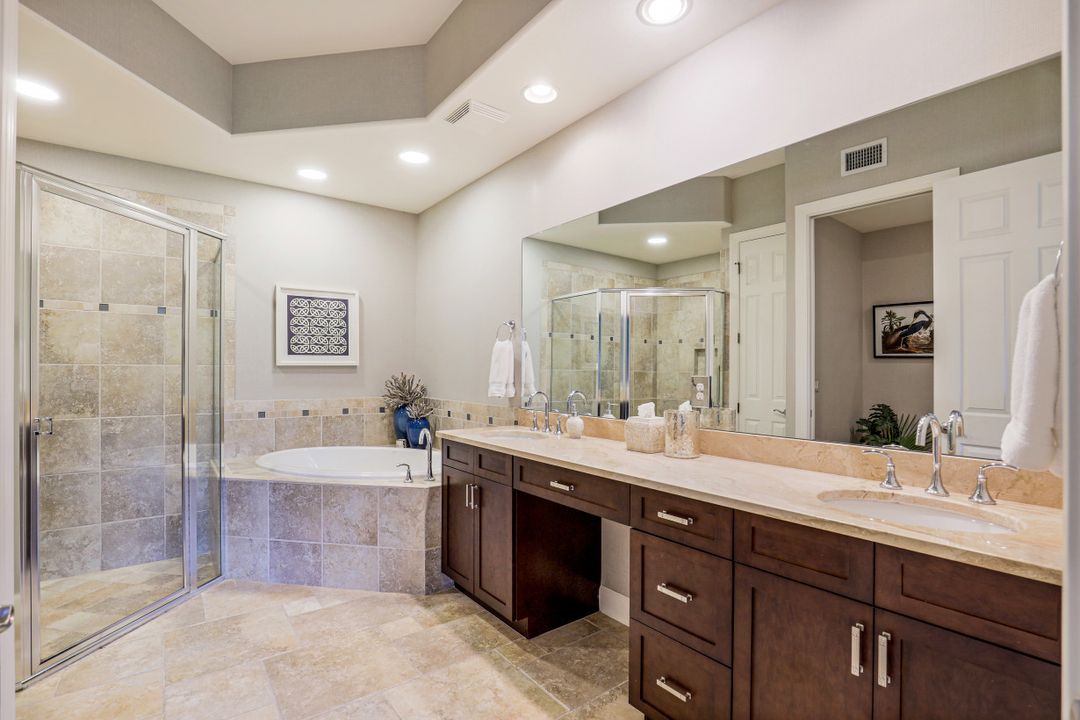 8036 Players Cove Dr #3-102, Naples, FL 34113