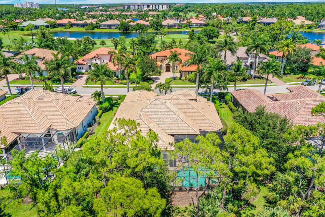 7413 Byrons Way, Naples, FL 34113