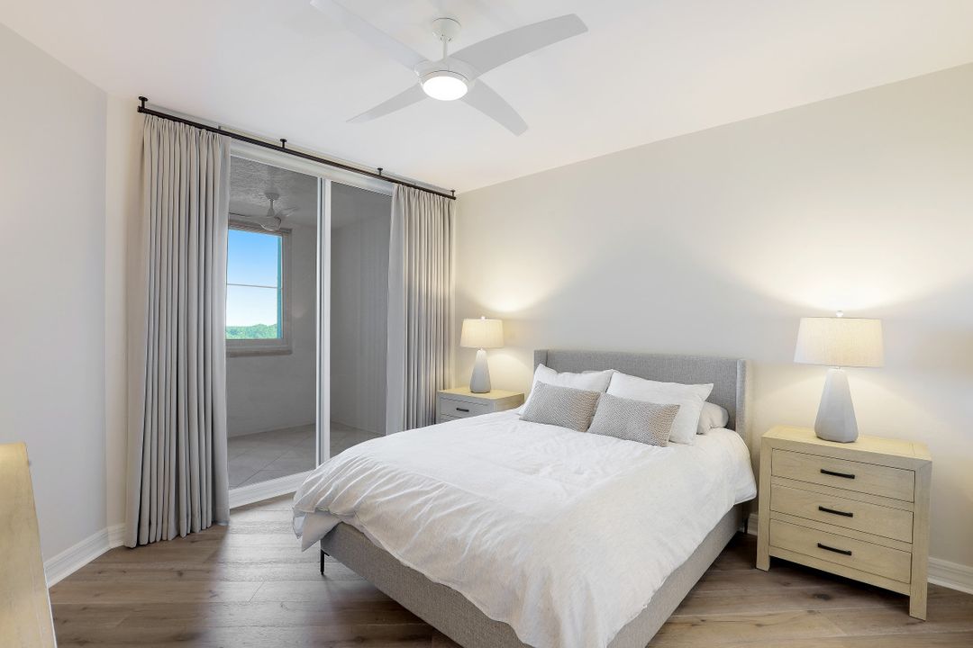 295 Grande Way #404, Naples, FL 34110