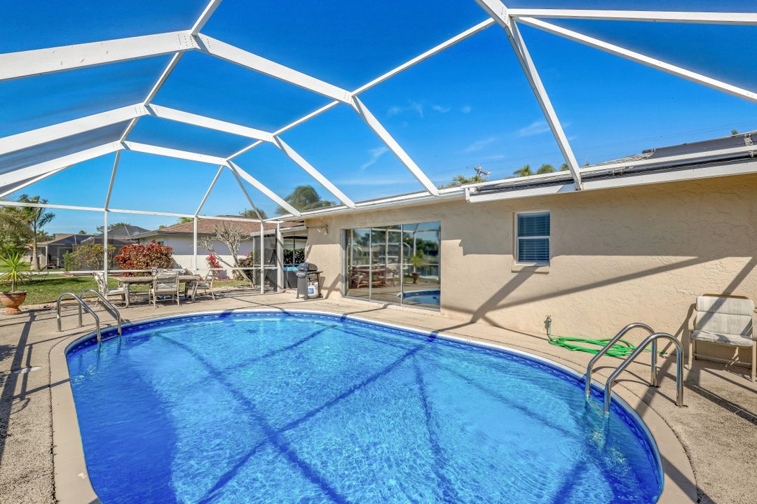 1936 Palaco Grande Pkwy, Cape Coral, FL 33904