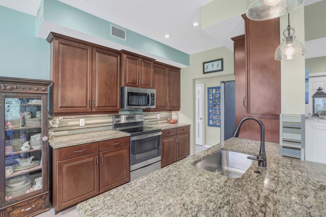 18320 Creekside Preserve Loop, Fort Myers, FL 33908