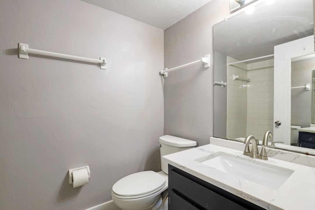 6104 Whiskey Creek Dr APT 202, Fort Myers, FL 33919