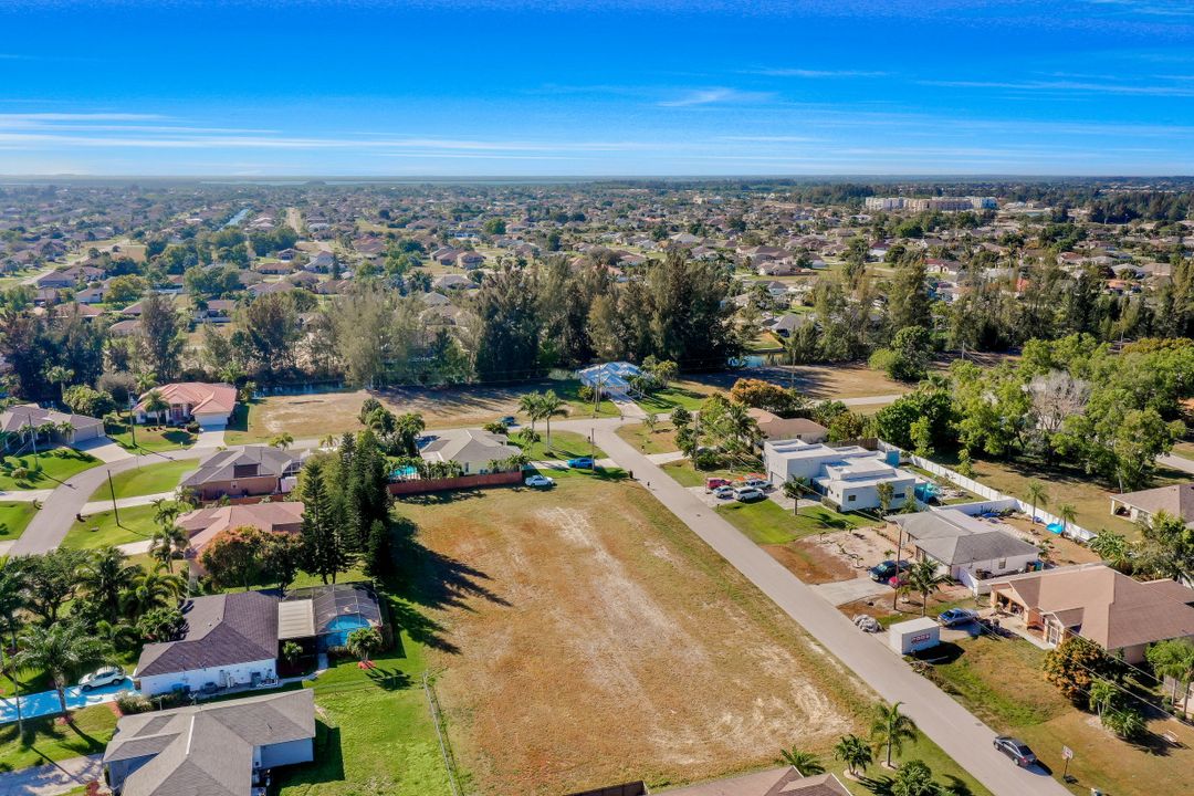 1620 SW 27th Terrace, Cape Coral, FL 33914