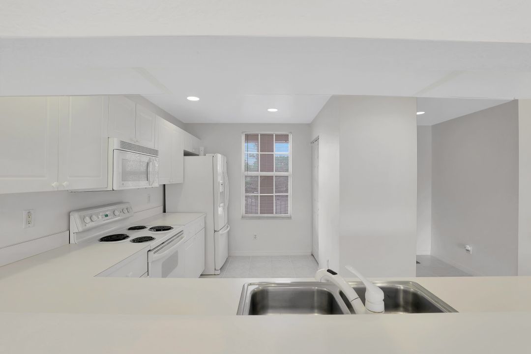 3479 Lake Shore Dr #222, Bonita Springs, FL 34134