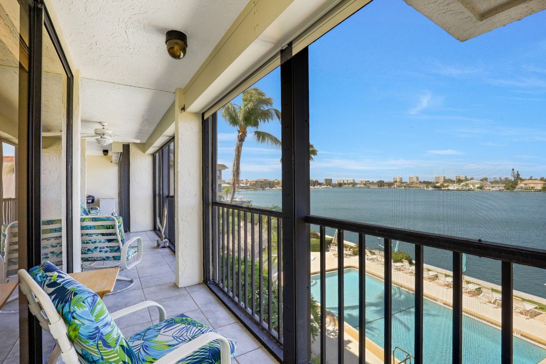 838 W Elkcam Cir #308, Marco Island, FL 34145