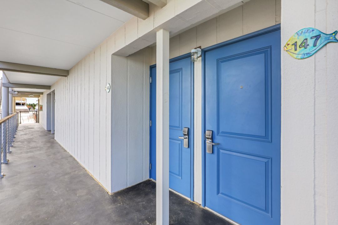 900 Broad Ave S #147, Naples, FL 34102