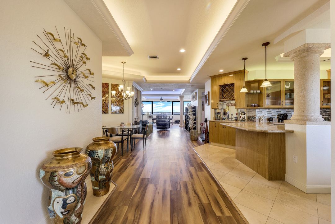 4019 SE 20th Pl #PH, Cape Coral, FL 33904