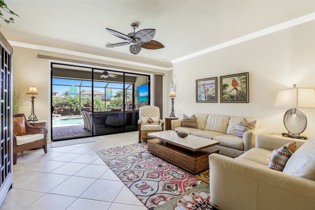 3830 Treasure Cove Cir, Naples, FL 34114