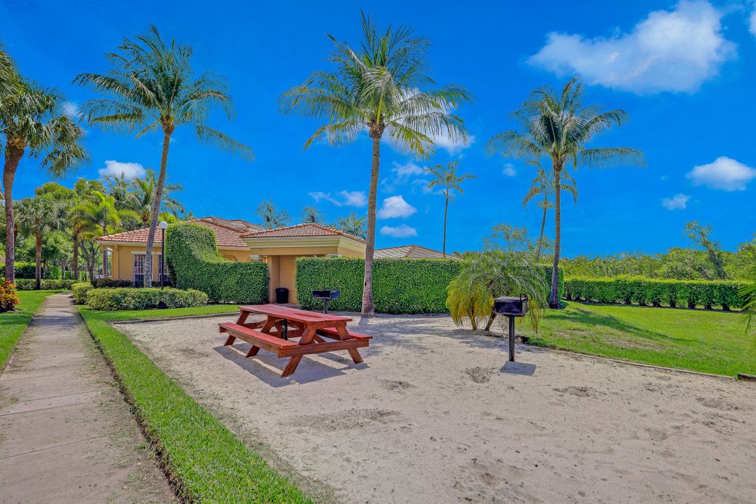 8635 River Homes Lane #2102, Bonita Springs, FL 34135