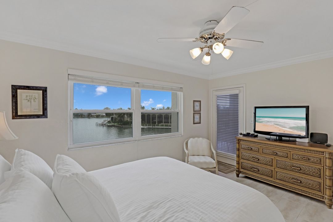 897 Collier Ct #4-404, Marco Island, FL 34145