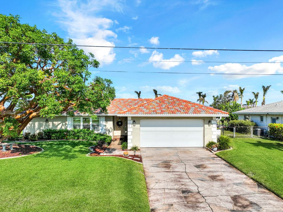 2101 SE 25th Ln, Cape Coral, FL 33904