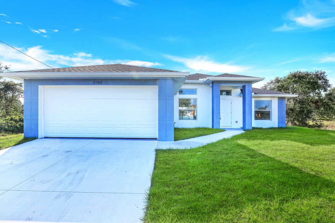 2503 50th St SW, Lehigh Acres, FL 33976