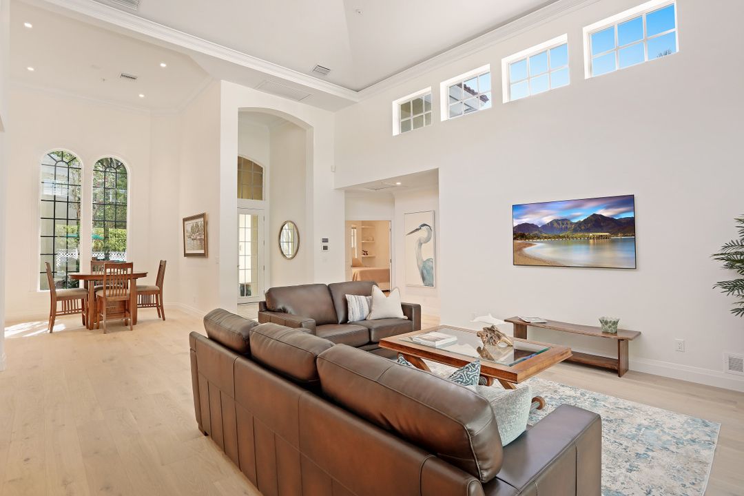 3725 Rachel Ln, Naples, FL 34103